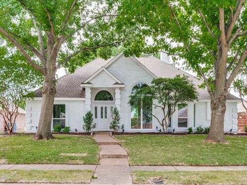 4312 Avonshire Ln, Plano, TX, 75093-6702 | Card Image