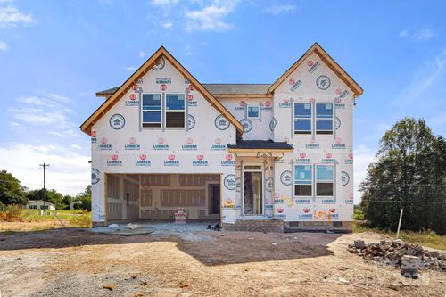 105 Indian Wells Court, Harmony, NC, 28634 | Card Image