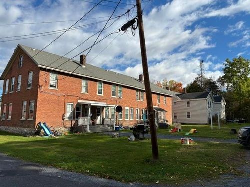 133-127-133 Webb St, Bennington, VT, 05201-2700 | Card Image
