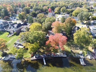 4134 Lamont Drive, Home with 5 bedrooms, 3 bathrooms and null parking in Waterford Twp MI | Image 3