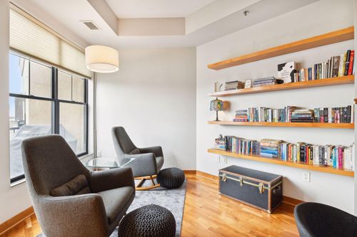 unit-709-317 Groveland Ave, Minneapolis, MN, 55403-3674 | Card Image