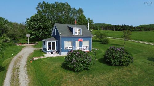3498 Highway 395, East Lake Ainslie, NS, B0E3M0 | Card Image