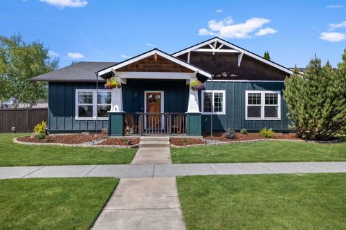 61219 Fairfield Dr, Bend, OR, 97702-2735 | Card Image