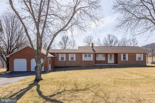 125 Clark Hillside Dr, CAPON BRIDGE, WV, 26711-4508 | Card Image