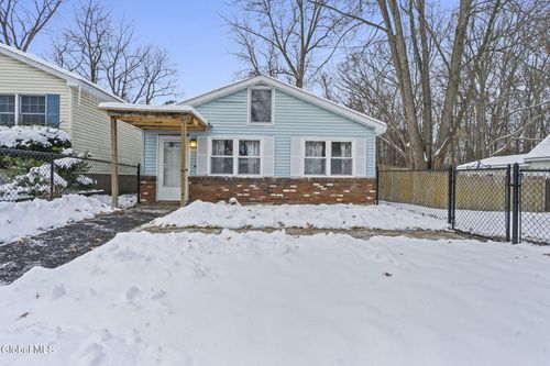 289 Donald Ave, Schenectady, NY, 12304-1422 | Card Image