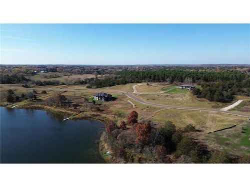 1006 Moonglow Rd, HUDSON, WI, 54016-7322 | Card Image