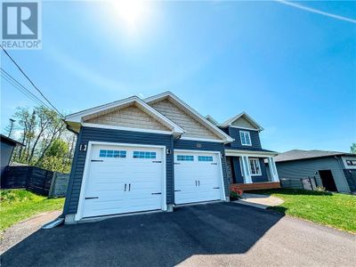 11 Kesmark Crt, House other with 5 bedrooms, 4 bathrooms and null parking in Moncton NB | Image 3