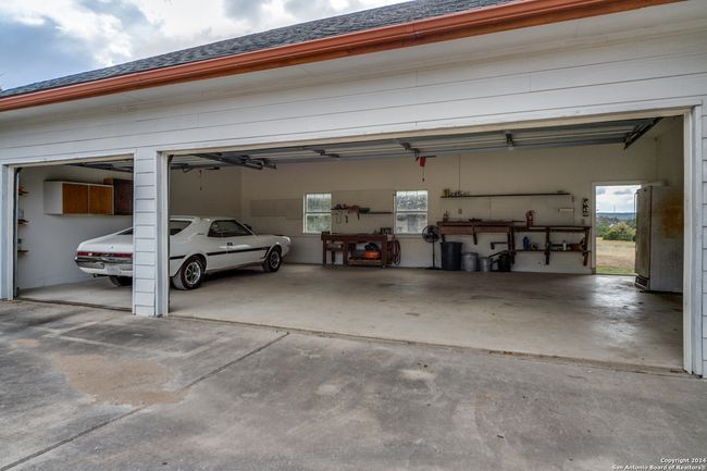 34970 AND 34900 Smithson Valley Rd, House other with 3 bedrooms, 4 bathrooms and null parking in Bulverde TX | Image 9