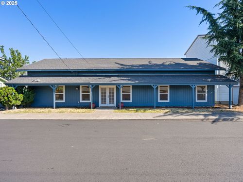 2541 Se 136th Ave, Portland, OR, 97236-2801 | Card Image
