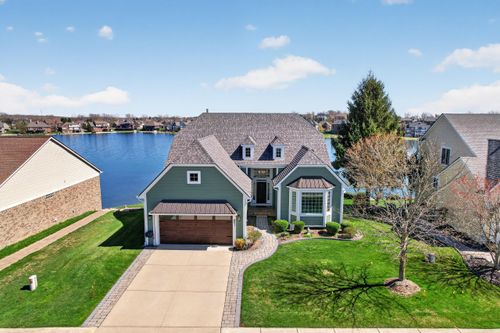 821 Cross Cir, Oxford, MI, 48371-3593 | Card Image