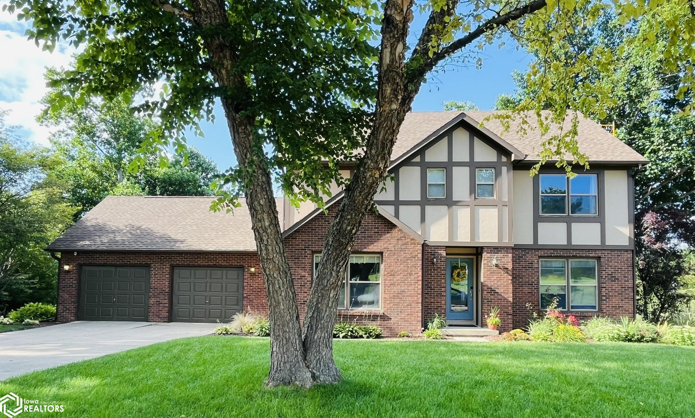 New Salem Rd, Marshalltown, IA 50158