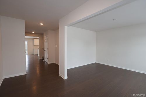 54757 Mockingbird Dr, New Baltimore, MI, 48047-2839 | Card Image