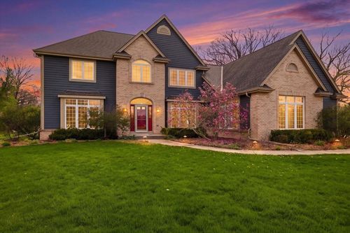 N65W12842 Crimson Court, Menomonee Falls, WI, 53051 | Card Image