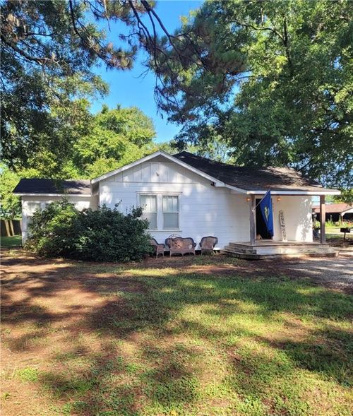 842 S Main St, Marksville, LA, 71351-2938 | Card Image