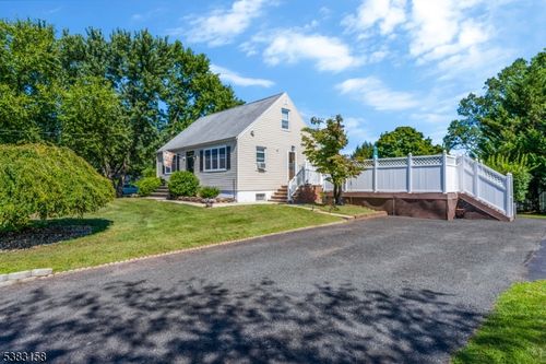 27 Fremont St, Branchburg, NJ, 08876-3913 | Card Image