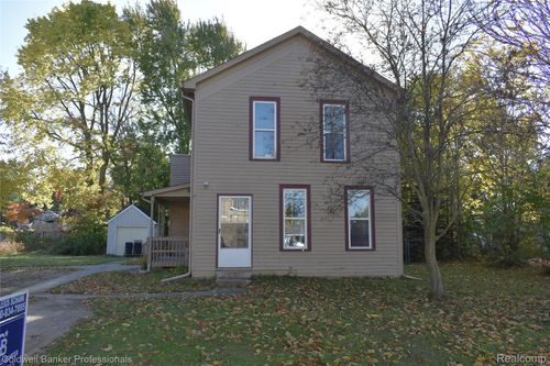 4729 1st St, Columbiaville, MI, 48421-9143 | Card Image