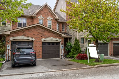 17-15 Pottery Pl, Vaughan, ON, L4L9J6 | Card Image