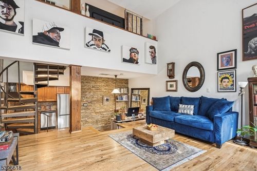 108-54 Mcwhorter St, Newark, NJ, 07105-1413 | Card Image