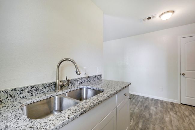 APT-103 - 4307 S 1 St St, Condo with 1 bedrooms, 1 bathrooms and 2 parking in Austin TX | Image 13
