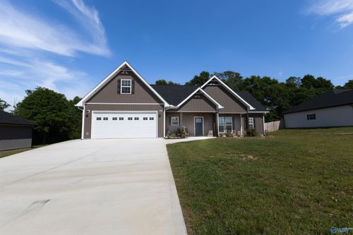 128 Carrington Ln, Albertville, AL, 35950-4857 | Card Image