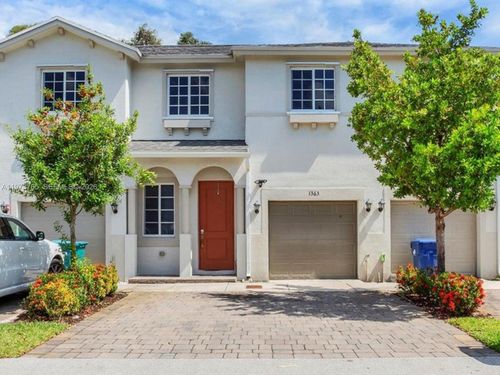 1363 Nw 208th Ter, Miami Gardens, FL, 33169-3276 | Card Image