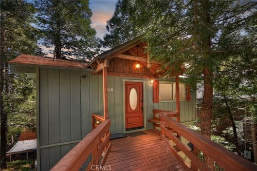 859 W Victoria Ct, Lake Arrowhead, CA, 92352 | Card Image