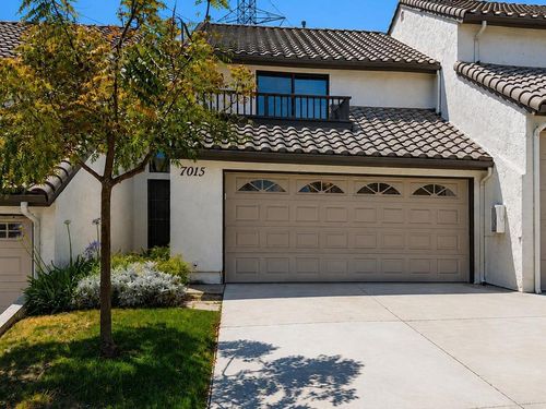 7015 Goldenrod Way, Carlsbad, CA, 92011-5144 | Card Image