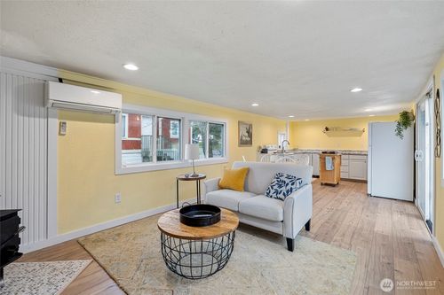 trlr-107-1320 N Oak Harbor St, Oak Harbor, WA, 98277-3530 | Card Image