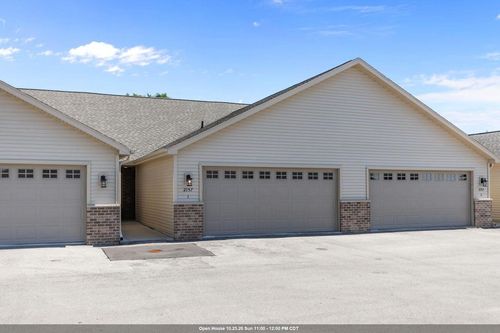 1-2157 Royal Crest Circle, BELLEVUE, WI, 54311 | Card Image