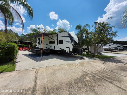 1074 Front St, WELAKA, FL, 32193-2092 | Card Image