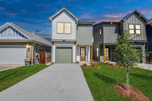 b-6322 Milwee St, Houston, TX, 77092-6302 | Card Image