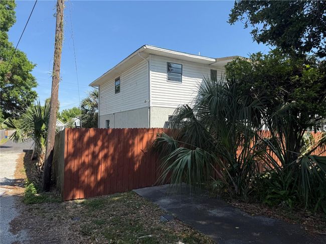2513 W Spruce St, Home with 12 bedrooms, 12 bathrooms and null parking in TAMPA FL | Image 4