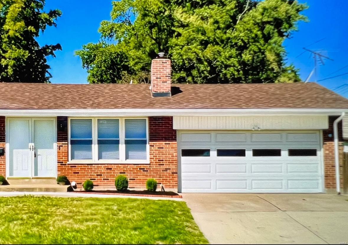 Shackelford Rd, Florissant, MO 63031