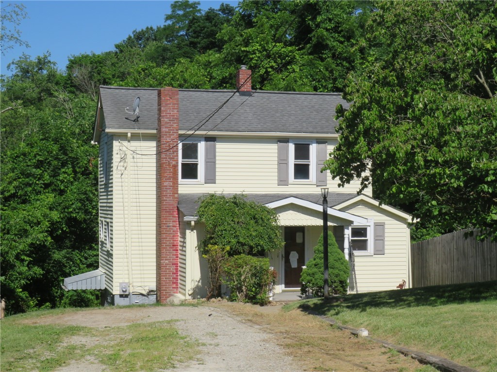 Oak Spring Rd, Canonsburg, PA 15317