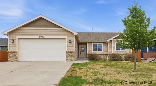 5910 Ottawa Dr, Cheyenne, WY, 82001-6162 | Card Image