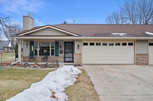 1624 Garden Lane, West Bend, WI, 53095 | Card Image