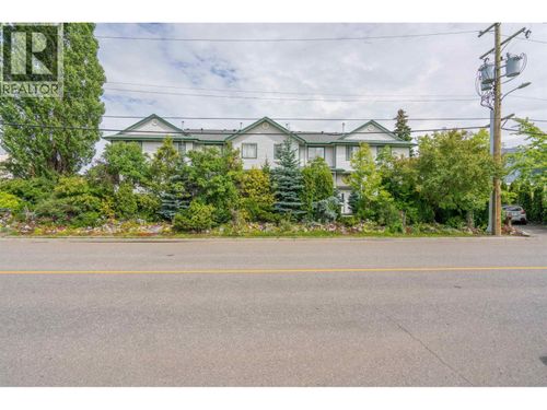 3-1768 Spruce St, Prince George, BC, V2L2R4 | Card Image