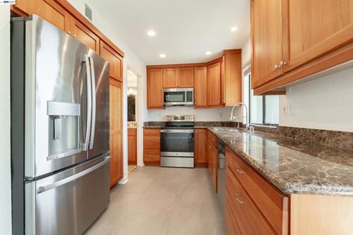 4157 Tanager Cmn, Fremont, CA, 94555-3007 | Card Image