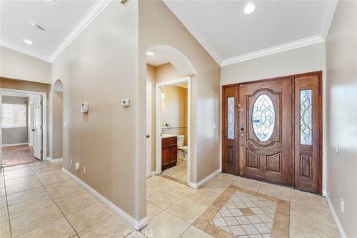 10206 Evelyn Ave, California City, CA, 93505-1434 | Card Image