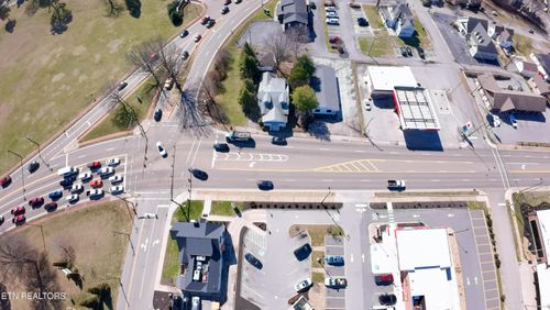 615 S Washington St, Maryville, TN, 37804 | Card Image