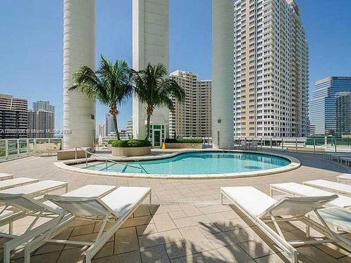 2602-900 Brickell Key Blvd, Miami, FL, 33131-3746 | Card Image