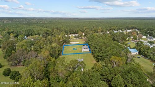 284 Mill Creek Rd, Newport, NC, 28570-8721 | Card Image
