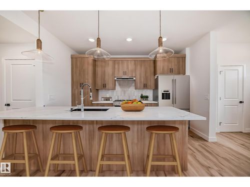 1318 Keswick Dr Sw, Edmonton, AB, T6W | Card Image