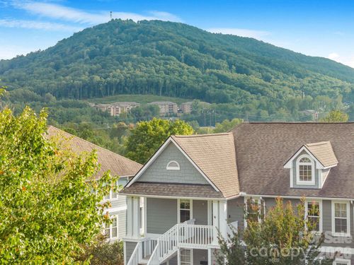 4702 Breakers Ln, Asheville, NC, 28806-4846 | Card Image