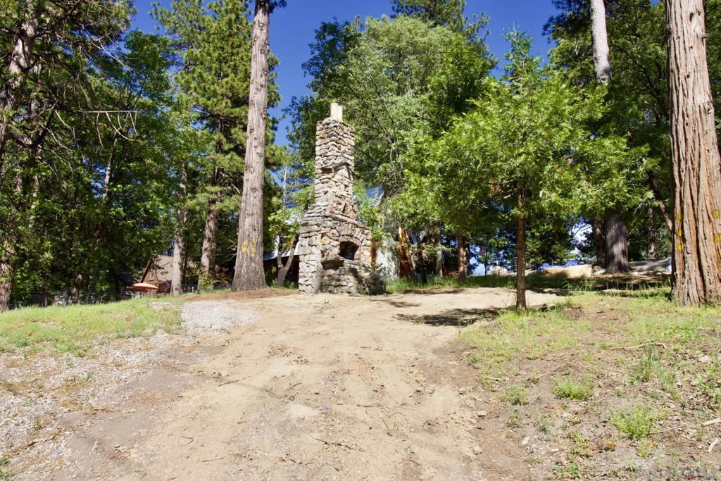 Land in Running Springs 3