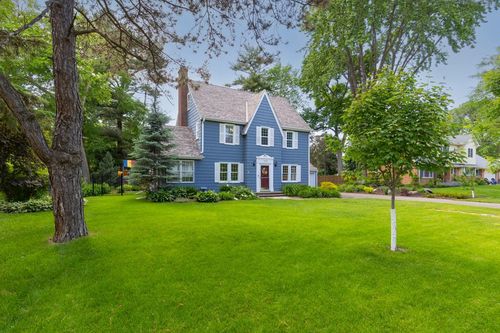 220 Holly Rd, Hopkins, MN, 55343-8516 | Card Image