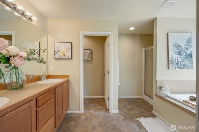 18307 38 Th Dr Se, Townhouse with 4 bedrooms, 3 bathrooms and 2 parking in Bothell WA | Image 26