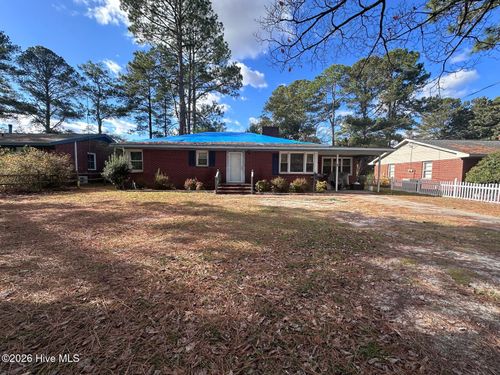 408 State St, Williamston, NC, 27892-2136 | Card Image