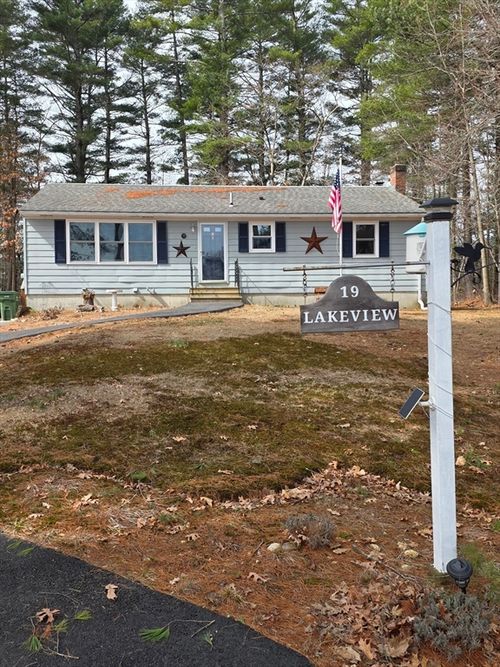 19 Lakeview Rd, North Brookfield, MA, 01535-1724 | Card Image