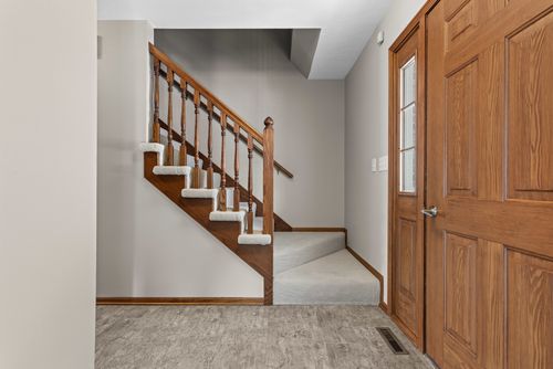 3275 Hoffman Ct, Cherry Valley, IL, 61016-9223 | Card Image